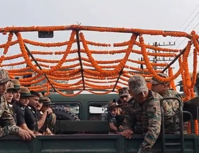 পশ্চিম বর্ধমানের দুর্গাপুরে সেনা মহড়ায় দুর্ঘটনায় শহীদ জওয়ান অজয় জয়সওয়াল, শোকস্তব্ধ এলাকা