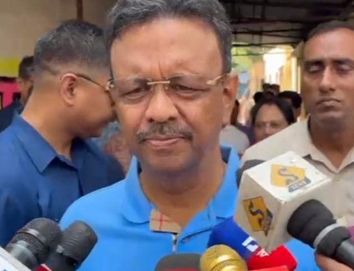 ভবানীপুরে হেভিওয়েট লড়াই, শুভেন্দুর প্রচার শুরু, তৃণমূলের বৈঠকে জোর প্রস্তুতি