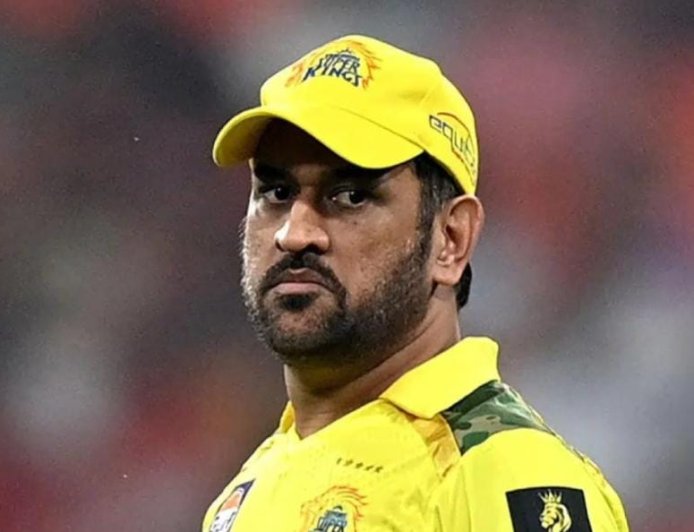 আইপিএলে প্রথম দু’সপ্তাহ নেই ধোনি