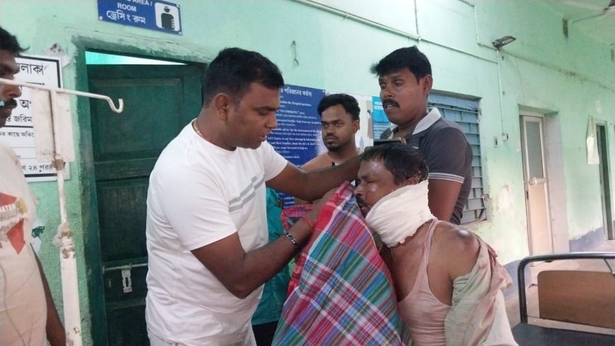 কুলতলীতে পঞ্চায়েত সদস্যের উপর ধারালো অস্ত্র নিয়ে হামলার অভিযোগ