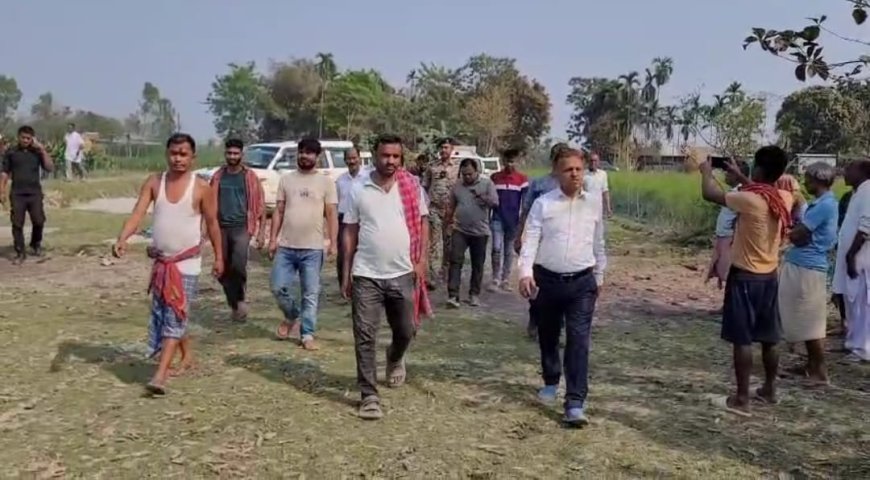 কোচবিহার তুফানগঞ্জে ভিনরাজ্যে খুন হওয়া শ্রমিকের কফিনবন্দি দেহ পৌঁছতেই শোকের ছায়া