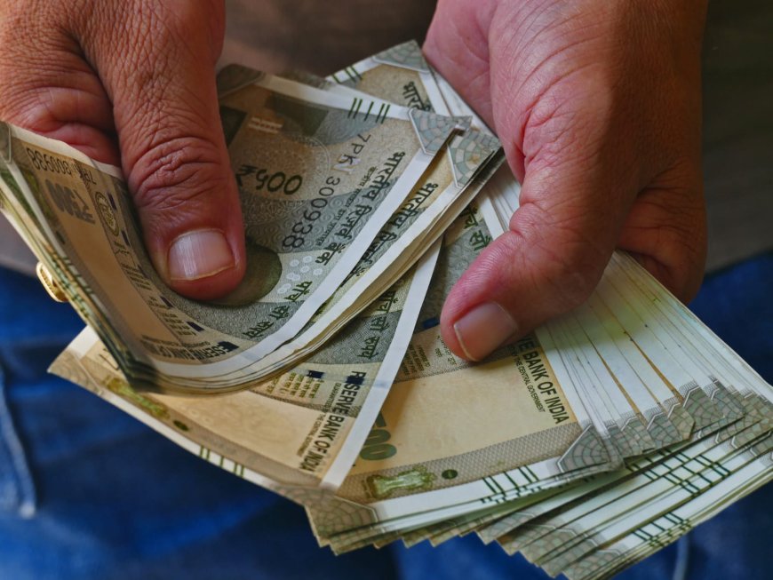 রাজ্য সরকারি কর্মীদের বকেয়া ডিএ-র ২৫ শতাংশ মেটাতে সুপ্রিম কোর্টে সময় চাইল রাজ্য সরকার