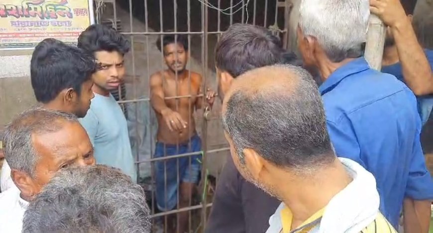 সাইকেল চুরি করতে গিয়ে হাতেনাতে ধরা যুবক, উত্তেজিত জনতার মারধর