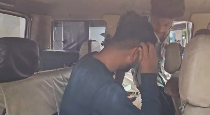 উত্তর ২৪ পরগনার বসিরহাটে আগ্নেয়াস্ত্র ও গুলি সহ গ্রেপ্তার দুই কুখ্যাত দুষ্কৃতী