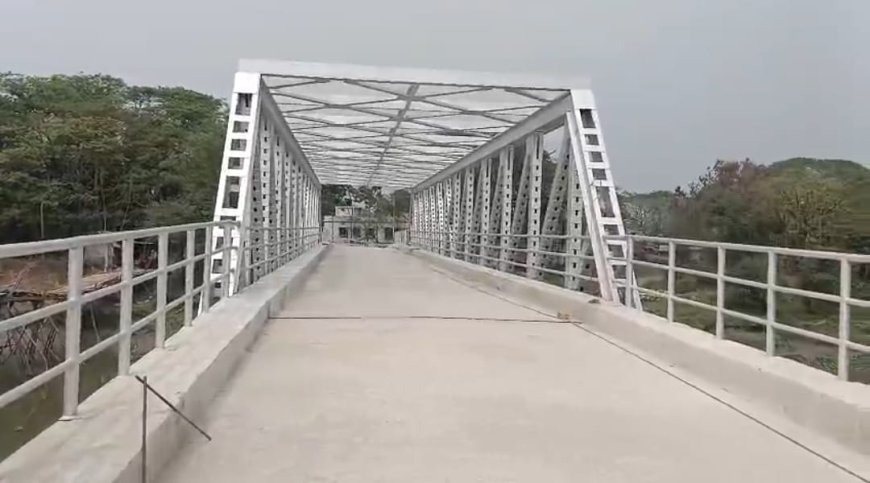 উত্তর ২৪ পরগনার স্বরূপনগরের বালঘড়িয়ায় ইছামতি নদীর উপর কংক্রিটের সেতু, উপকৃত হবে ৫০ গ্রামের মানুষ