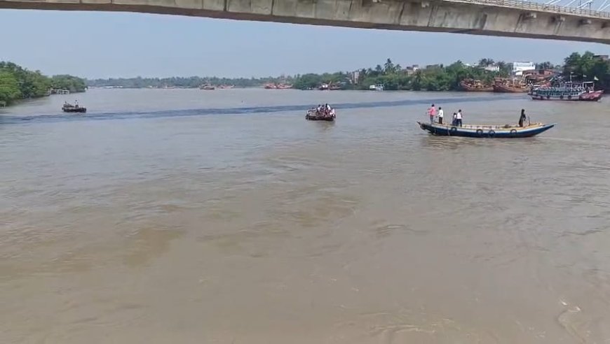 মাছ ধরতে যাওয়ার পথে দুর্ঘটনা, নামখানার হাতানিয়া দোয়ানিয়া নদী থেকে উদ্ধার মৎস্যজীবী*