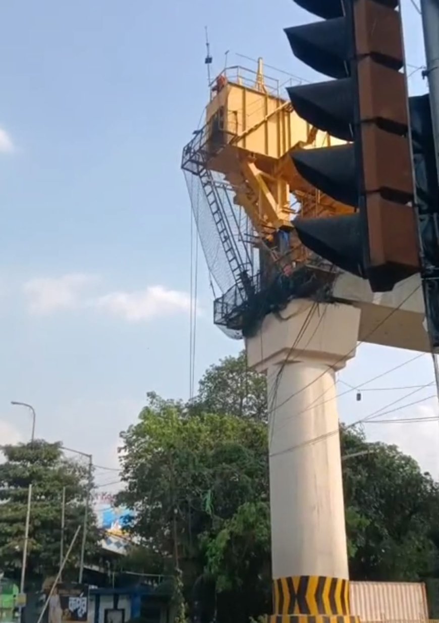 চিংড়িঘাটা মেট্রো মামলায় রাজ্যকে কড়া বার্তা সুপ্রিম কোর্টের, “প্রকল্প নিয়ে রাজনীতি নয়”