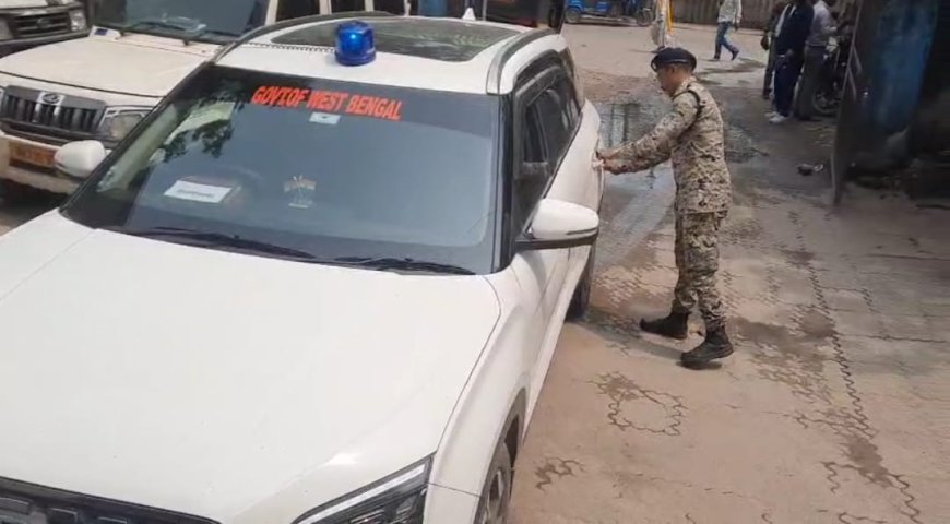 বাড়িতে বসেই নকল মদের কারবার!  আবগারি দপ্তরের হানায় কোটি টাকার সামগ্রী বাজেয়াপ্ত, গ্রেপ্তার ২