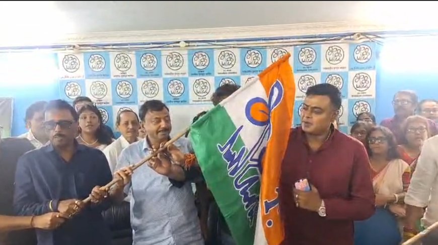 ভাটপাড়ায় বিজেপিতে বড় ভাঙন, তৃণমূলে যোগ দিলেন একাধিক কর্মী