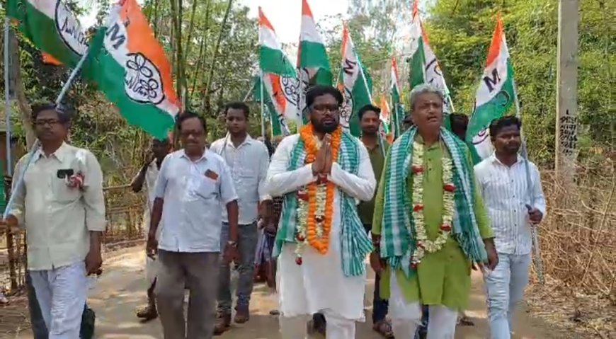 গোপীবল্লভপুরে অজিত মাহাতের ঝড়ো প্রচার, শীতলা মন্দিরে পুজো দিয়ে সূচনা