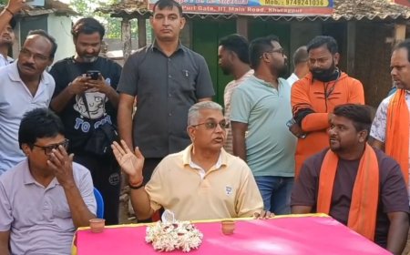 দিলীপ ঘোষকে ঘিরে তুমুল বিক্ষোভ, পুরিগেটে উত্তাল পরিস্থিতি