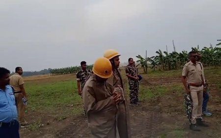 ভোটের আগে সীমান্তে বিস্ফোরক মজুদের চাঞ্চল্য, নদিয়ায় বোমা নিষ্ক্রিয় করল স্কোয়াড