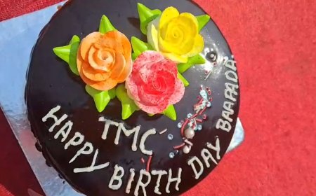 দুর্গাপুর পশ্চিমে রাজনৈতিক সৌজন্য, তৃণমূল প্রার্থী কবি দত্তকে জন্মদিনের শুভেচ্ছা বিজেপির লক্ষণ ঘরুইয়ের