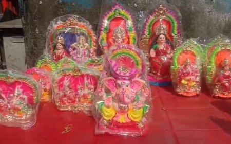 বাংলা নববর্ষের প্রাক্কালে শিলিগুড়িতে জমে উঠছে ফলের বাজার, কেনাকাটায় ব্যস্ত শহরবাসী