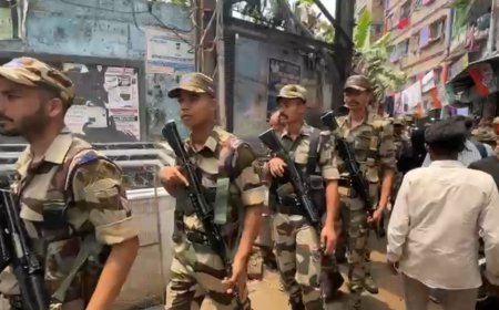 ভোটার সচেতনতা কর্মসূচিতে কলকাতা পুলিশের শীর্ষ কর্তাদের অংশগ্রহণ