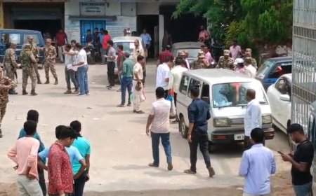 শুরু হল বাড়ি বাড়ি ভোট গ্রহণ, তমলুকে বিশেষ উদ্যোগে খুশি প্রবীণ ও বিশেষভাবে সক্ষম ভোটাররা