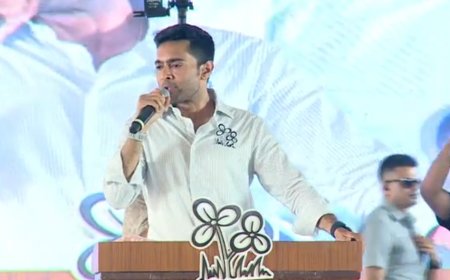 চন্দ্রকোনার জনসভা থেকে উন্নয়ন ও কৃষি ইস্যুতে কেন্দ্রকে তোেপ অভিষেক বন্দ্যোপাধ্যায়-এর