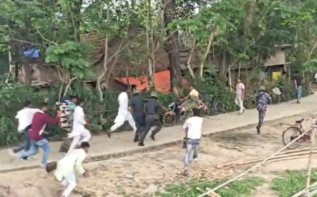 ভাঙড়ে নওশাদ সিদ্দিকীকে ঘিরে উত্তেজনা, লাঠিচার্জ কেন্দ্রীয় বাহিনীর