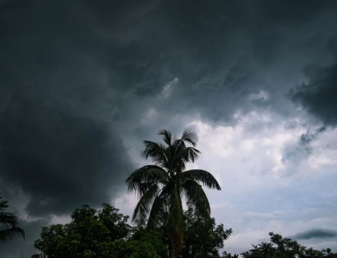 ভ্যাপসা গরমের মাঝেই স্বস্তির বার্তা, দক্ষিণবঙ্গে ৫-৯ এপ্রিল কালবৈশাখীর