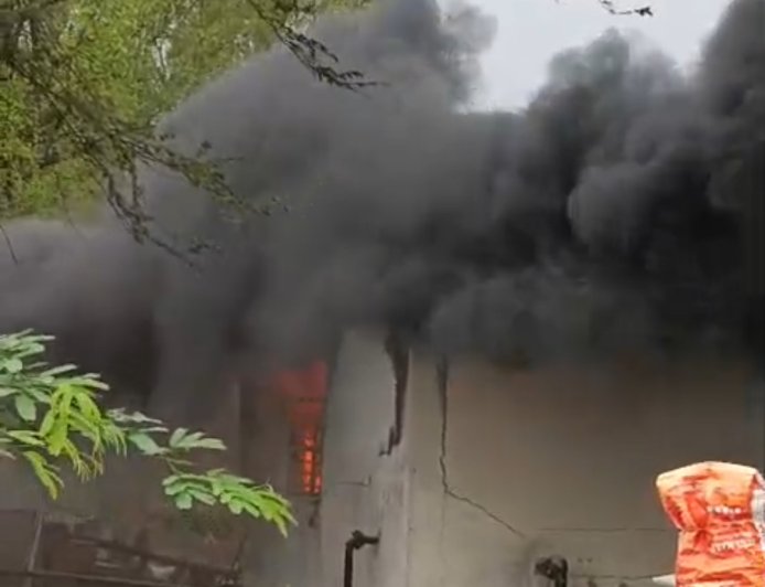 হিঙ্গলগঞ্জে বিএসএফ ক্যাম্পে বিধ্বংসী আগুন, অগ্নিদগ্ধ হয়ে জওয়ানের মৃত্যু