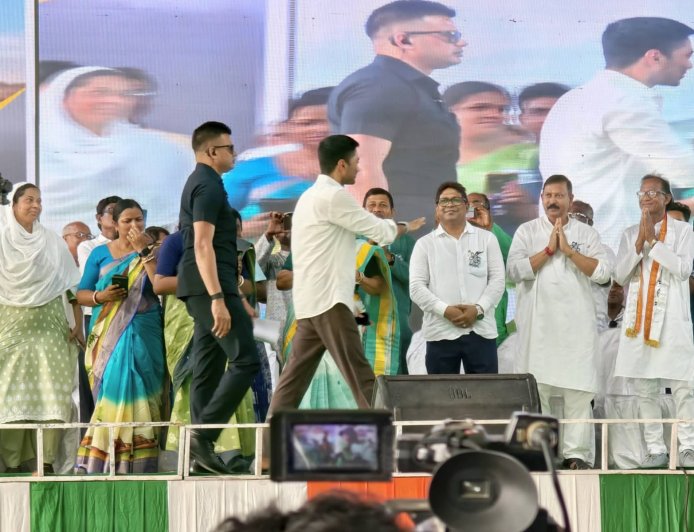 রায়দিঘীর জনপ্লাবনে অভিষেকের গর্জন, বিজেপির বিরুদ্ধে তীব্র আক্রমণ