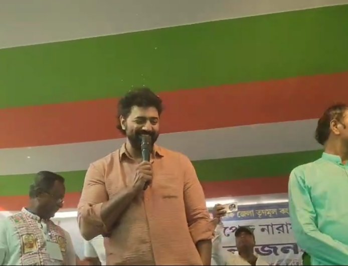 গরমেও উপচে পড়া ভিড়, তমলুকে দেব-ঝড়ে 'লক্ষ্মীর ভাণ্ডার'ই তৃণমূলের হাতিয়ার