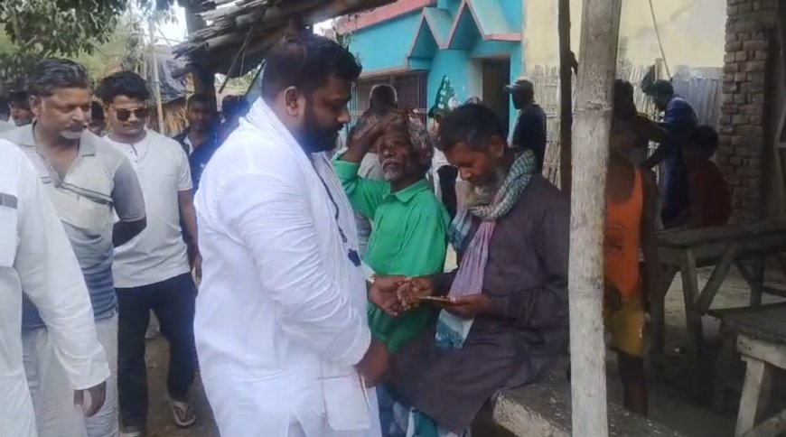 রতুয়ায় জোটবদ্ধ প্রচারে আমজনতা উন্নয়ন পার্টি-মিম, তৃণমূল-বিজেপিকে নিশানা প্রার্থী রয়েল ইসলাম