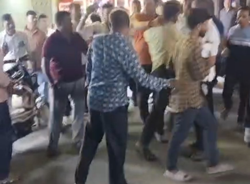 প্রার্থী পছন্দ হয়নি, শ্রীরামপুরে কংগ্রেস অফিসে ভাঙচুর-দলীয় নেতৃত্বের বিরুদ্ধে ক্ষোভ