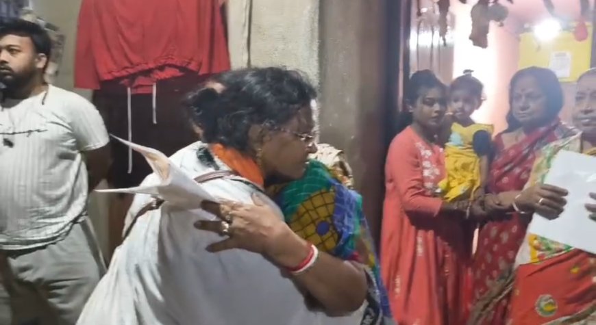 ন্যায়বিচারের দাবিতে প্রচারে জোর, পানিহাটিতে বিজেপি প্রার্থী রত্না দেবনাথের জনসংযোগ