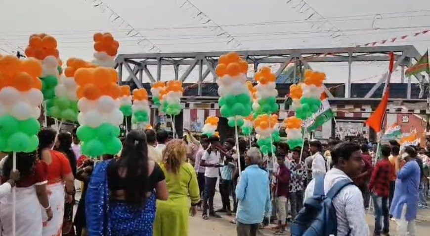 প্রতিকূল আবহাওয়ায় মাঝ আকাশ থেকে ফিরল দেবের হেলিকপ্টার, বাতিল বীরভূম সফর