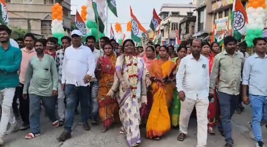 কেশপুরে তৃণমূলের পদযাত্রা, জনসমাগমে জমজমাট প্রচার শিউলি সাহার