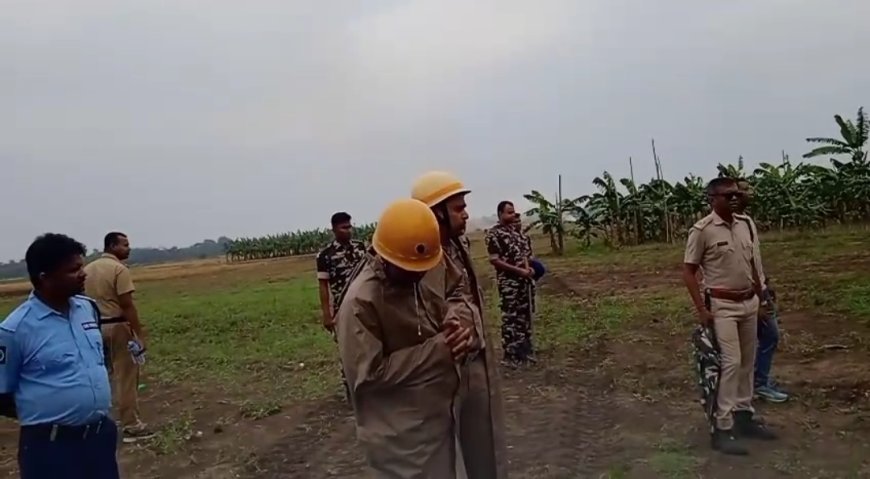 ভোটের আগে সীমান্তে বিস্ফোরক মজুদের চাঞ্চল্য, নদিয়ায় বোমা নিষ্ক্রিয় করল স্কোয়াড