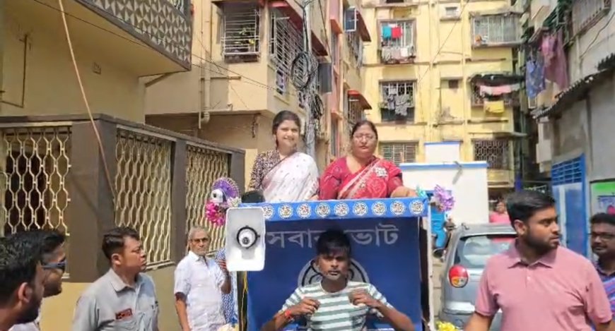 রবিবার সকালে জমজমাট প্রচারে অদিতি মুন্সি, পুজো-সঙ্গীতেই জনসংযোগ