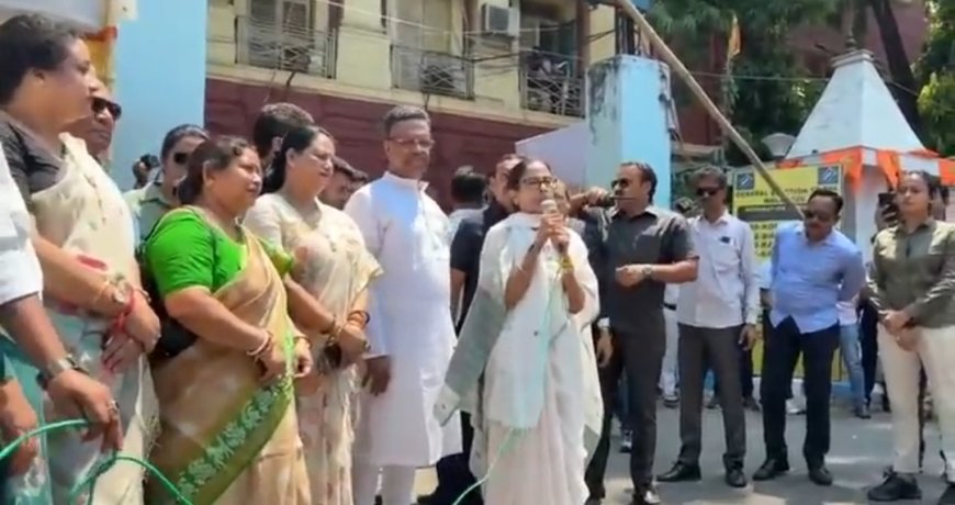 ভবানীপুরে মনোনয়ন জমা দিয়ে আত্মবিশ্বাসী মমতা, ভোটার তালিকা নিয়েও উদ্বেগ প্রকাশ