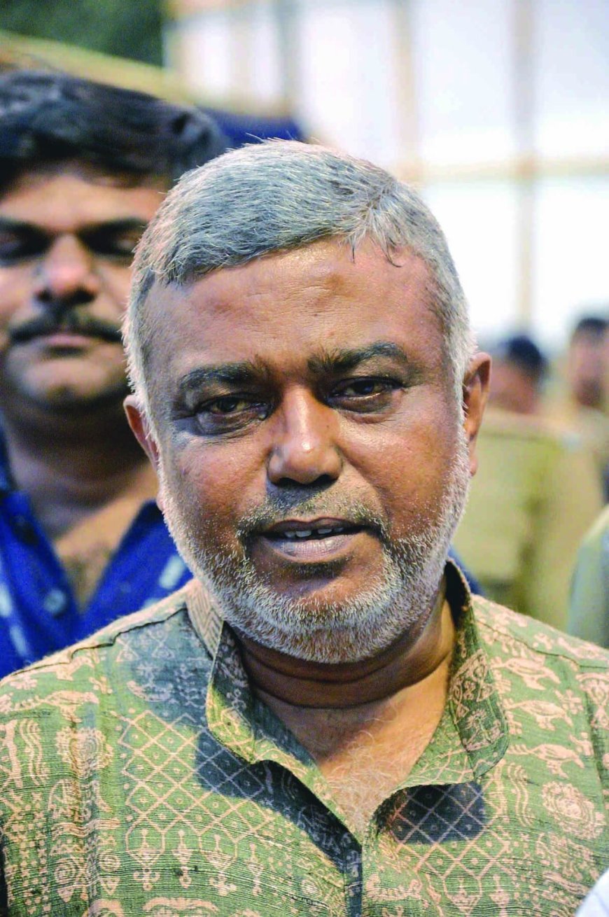 জমি দুর্নীতি মামলায় ফের তলব, ইডির সামনে তৃতীয়বার হাজিরার ডাক দেবাশীষ কুমারকে