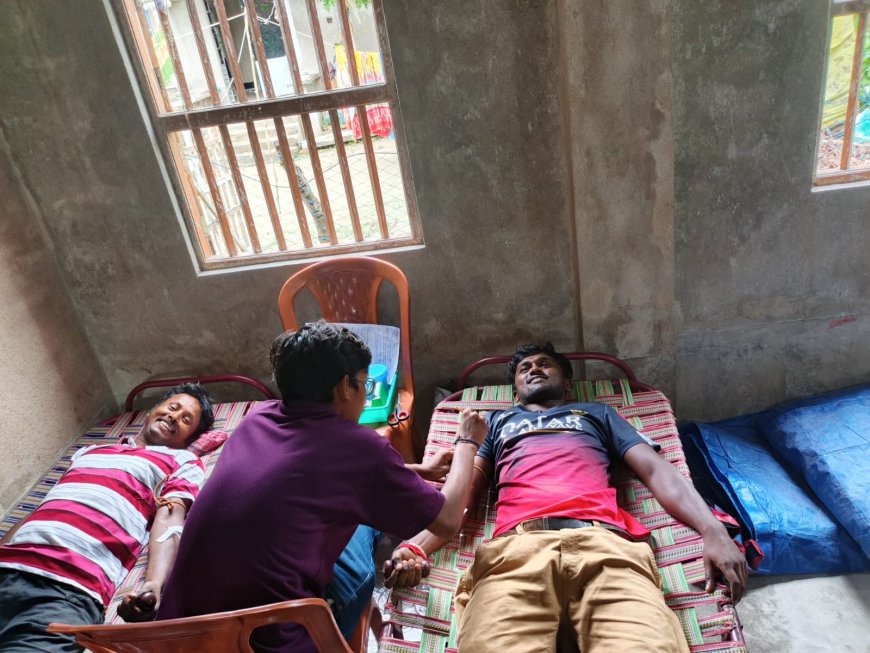 ভক্তির সঙ্গে সমাজসেবা!  ফ্রেজারগঞ্জের অমরাবতীতে চড়ক মেলা উপলক্ষ্যে রক্তদান শিবির