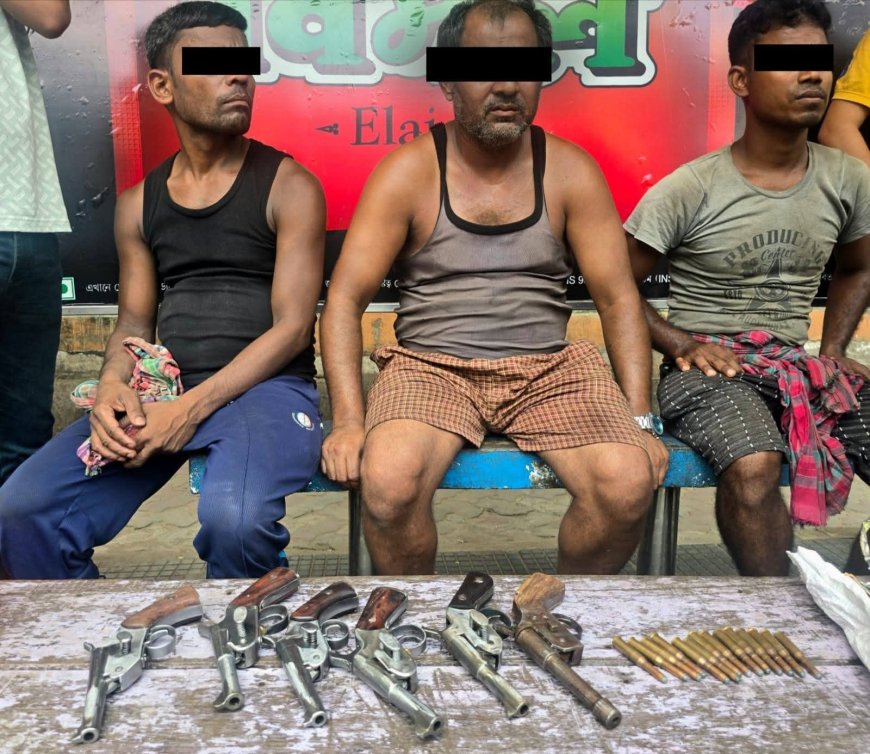 ভোটের মুখে খাস কলকাতায় অস্ত্র উদ্ধার, STF-এর অভিযানে চাঞ্চল্য