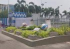 যুবভারতীর সামনে স্ট্যাচু থেকে সরানো হল 'বিশ্ব বাংলা' লোগো, রাজনৈতিক মহলে জোর চর্চা