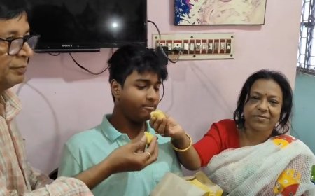 মাধ্যমিকে রাজ্যে দ্বিতীয় বীরভূমের প্রিয়তোষ মুখোপাধ্যায়, প্রাপ্ত নম্বর ৬৯৬