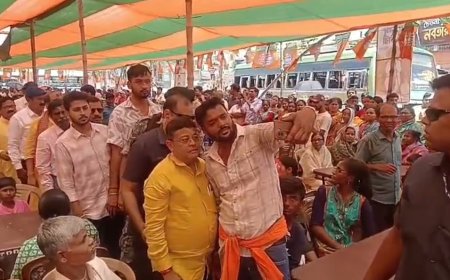 দাদা মুখ্যমন্ত্রী, ভাই হিসাবে আমি গর্বিত” – হলদিয়ায় শিল্পোন্নয়নের বার্তা দিব্যেন্দু অধিকারীর