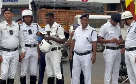 পার্ক সার্কাসে ট্র্যাফিক পুলিশদের গরমের কিট, রবিবারের ঘটনায় আরও ৪ গ্রেপ্তার