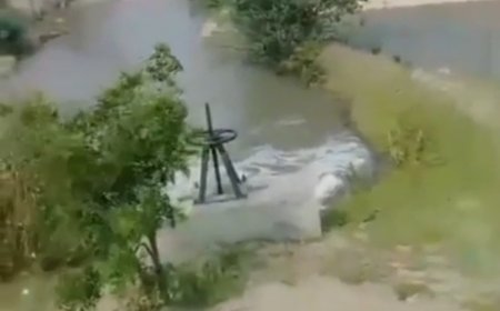 আবারও নদীবাঁধে ধস, সন্দেশখালীর নবাদকাঠিতে আতঙ্ক-রায়মঙ্গল নদীর বাঁধ ভেঙে বড় বিপদের আশঙ্কা