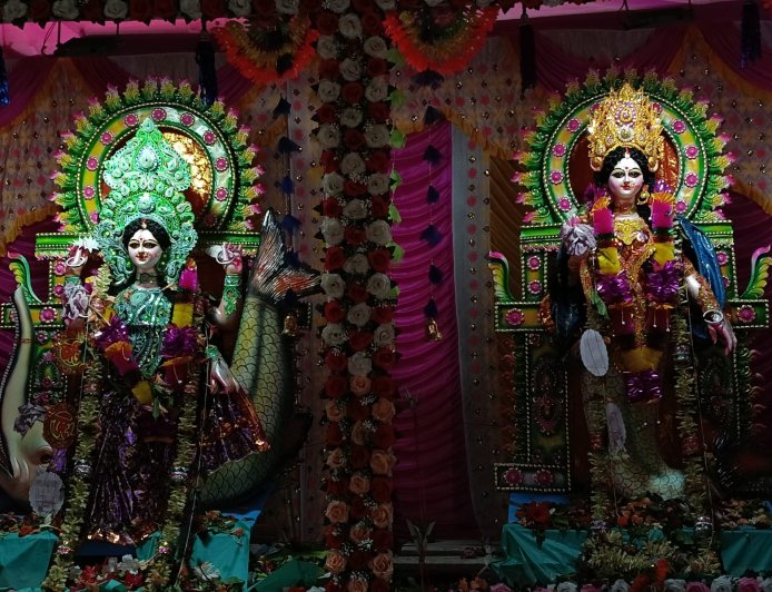 সমুদ্রযাত্রার প্রস্তুতি আর গঙ্গা মায়ের আরাধনা! 'ব্যান পিরিয়ডে' উৎসবের মেজাজে ফ্রেজারগঞ্জ মৎস্য বন্দর