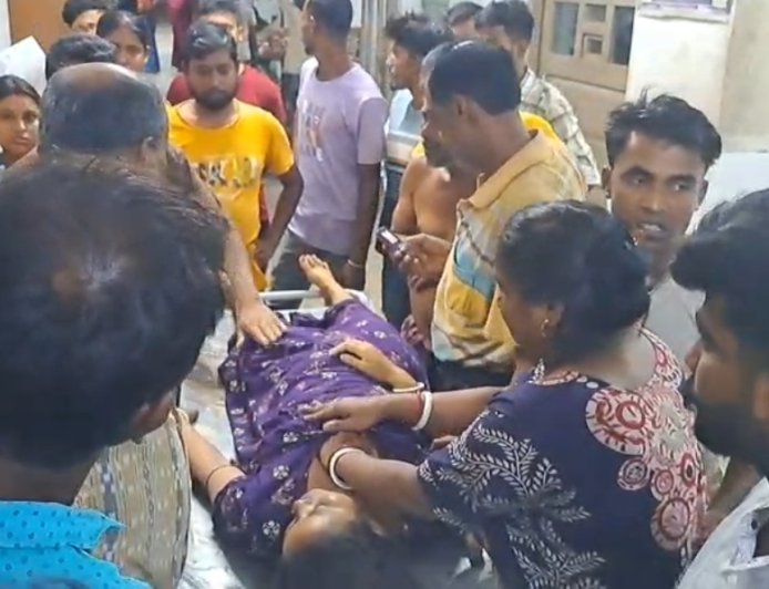 নাকাশিপাড়ায় জোড়া বজ্রপাতে মৃত্যু, প্রাণ গেল এক মহিলা-সহ দু'জনের