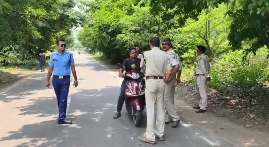 নতুন সরকার আসতেই ট্রাফিকে কড়া অভিযান, রাস্তায় নামল পুলিশ