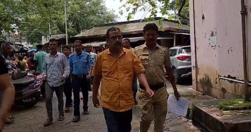 কাটমানি ও প্রাণনাশের হুমকির অভিযোগে জেলা পরিষদের কর্মাধ্যক্ষ-সহ তিনজন গ্রেফতার, আদালতে পেশ বালুরঘাটে