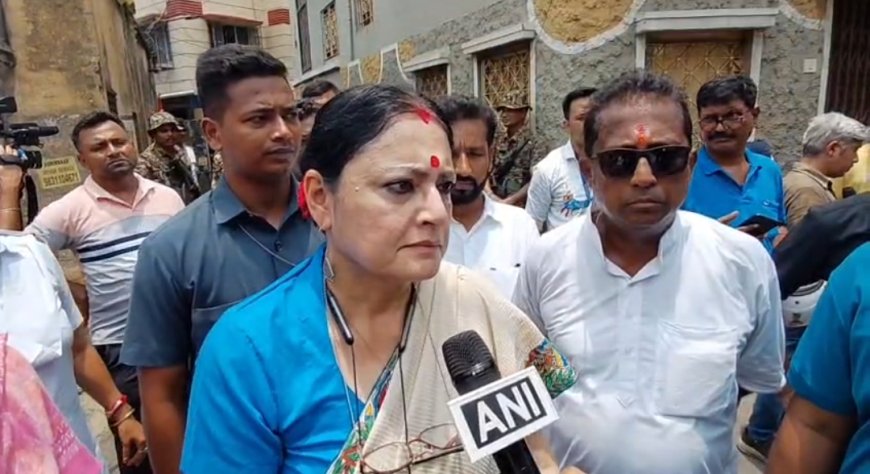 কলকাতায় বেআইনি নির্মাণের বিরুদ্ধে বুলডোজার অভিযান, কসবা-তিলজলা-বেলেঘাটায় ভাঙা হচ্ছে অবৈধ বিল্ডিং
