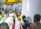 অভিষেক বন্দ্যোপাধ্যায়কে ঘিরে কলকাতা বিমানবন্দরে উত্তেজনা,