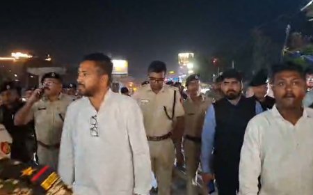 রাতের শিলিগুড়িতে বিশেষ অভিযানে বিধায়ক ও পুলিশ কমিশনার, অপরাধীদের বিরুদ্ধে কড়া বার্তা