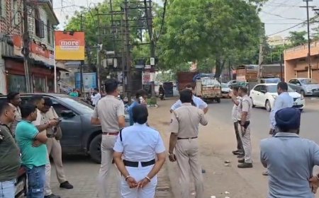 রানীগঞ্জে দুঃসাহসিক ছিনতাই, ব্যাংক আধিকারিকের গলা থেকে প্রায় ৮ লক্ষ টাকার সোনার হার উধাও